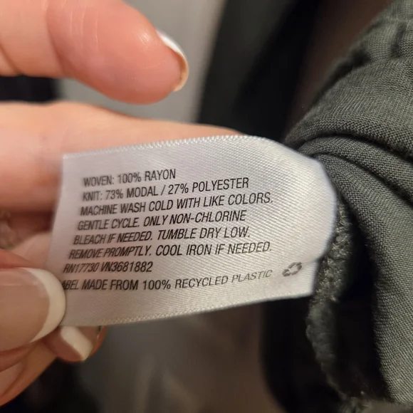 Merona Olive Green V-Neck Button-Front Tunic - Picture 4 of 4